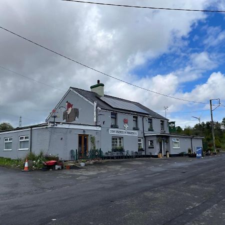Prince Of Wales Inn Rhymney Exterior photo