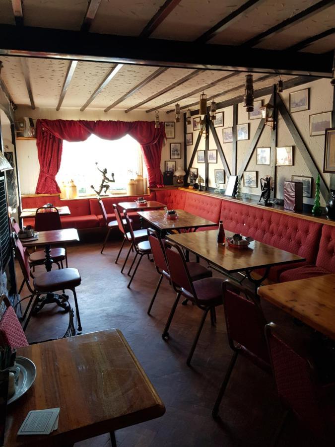 Prince Of Wales Inn Rhymney Exterior photo