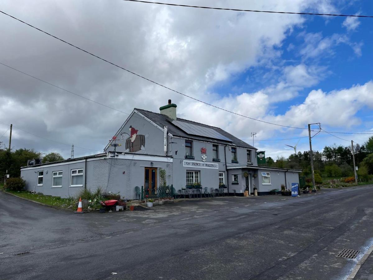 Prince Of Wales Inn Rhymney Exterior photo