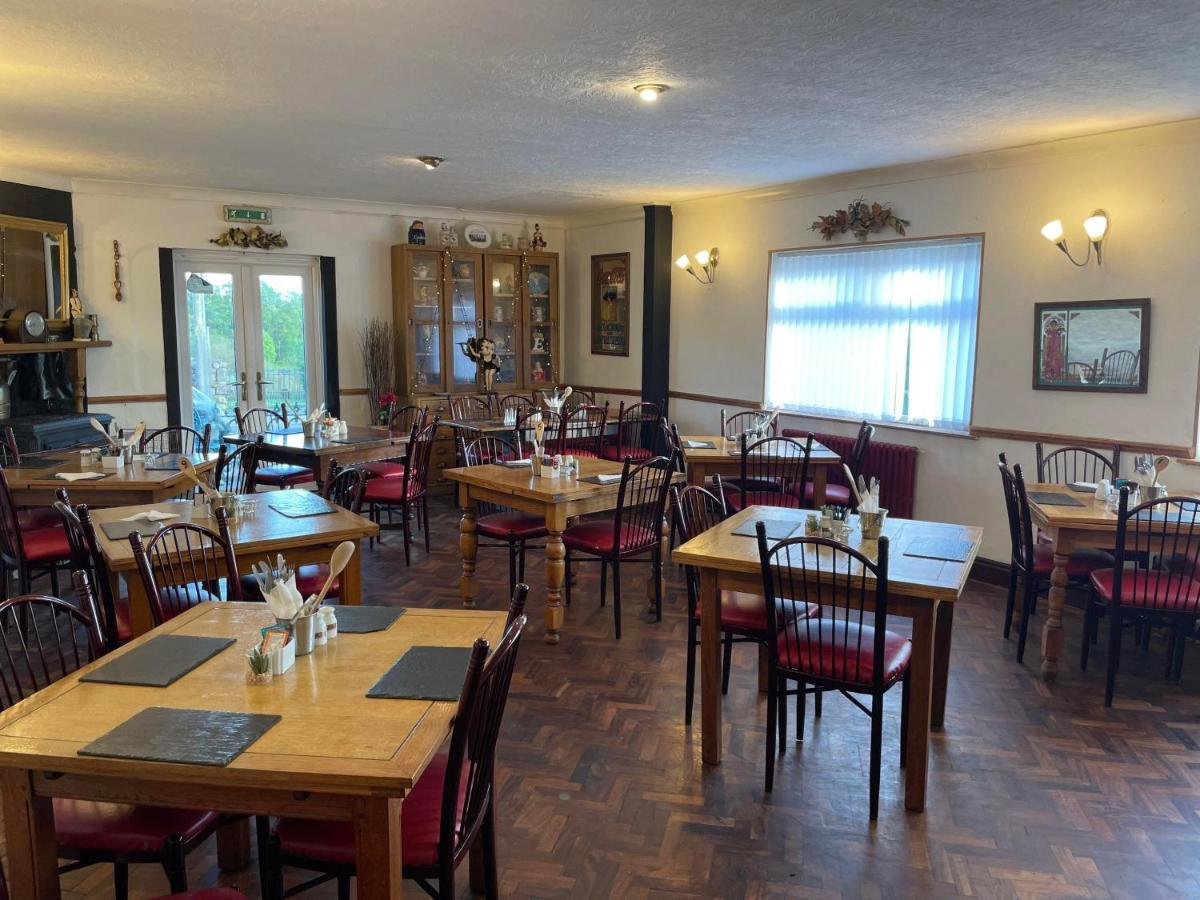 Prince Of Wales Inn Rhymney Exterior photo