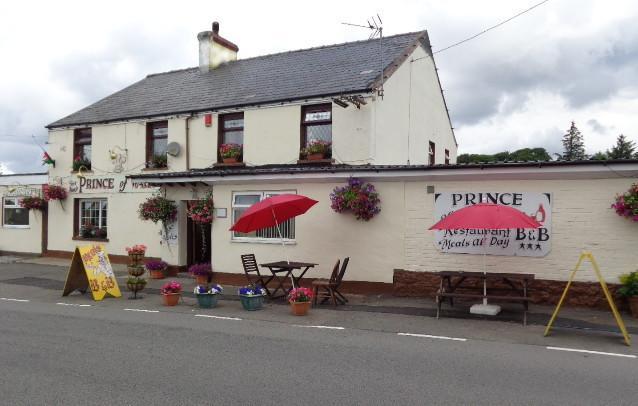 Prince Of Wales Inn Rhymney Exterior photo